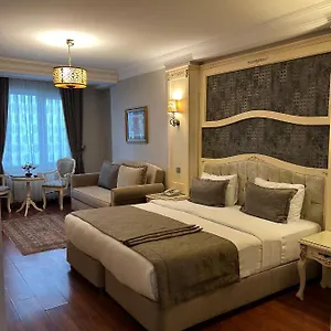 Muyan Estambul